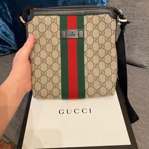 Authentic Web GG Supreme flat messenger